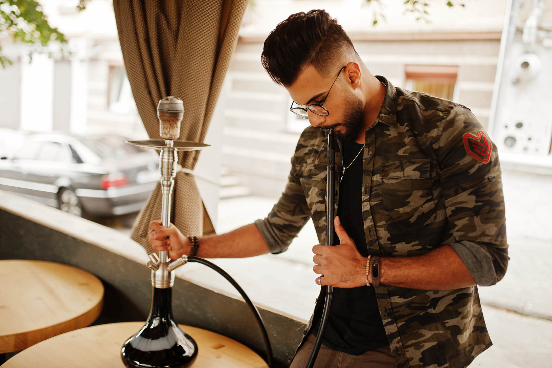 Shisha rauchen ohne Wasser in Bowl